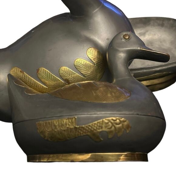 1970s Pewter and Brass Duck Trinket Boxes or Tureens - Picture 4 of 13